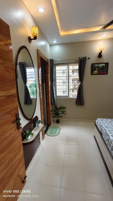 Room in 2 BHK Apartment at Topsia – for Sale