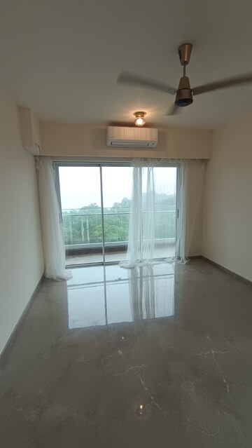 Room in 3 BHK Apartment at LnT Elixir Reserve, Powai – for Rent