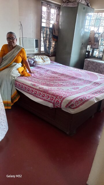 Bedroom in 2 BHK Apartment at Park Street – for Sale