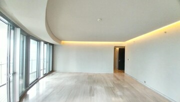 Room in 4 BHK Apartment at Lodha The World Towers World One Tier 2, Worli – for Sale