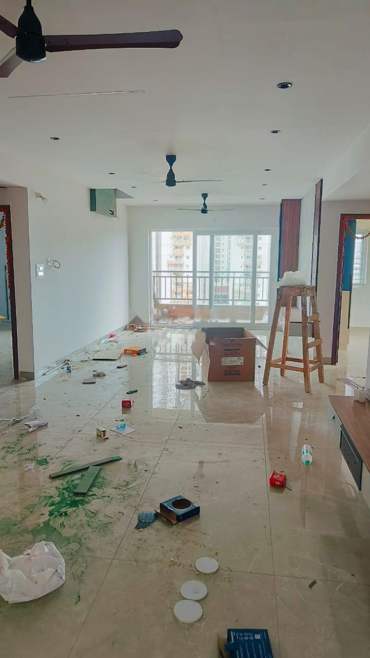 3 BHK Apartment For Rent in Hallmark Skyrena