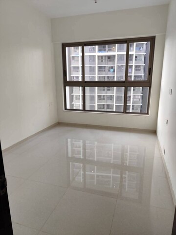 Bedroom in 2 BHK Apartment at Kalpataru Paramount, Kapur Bawdi – for Rent