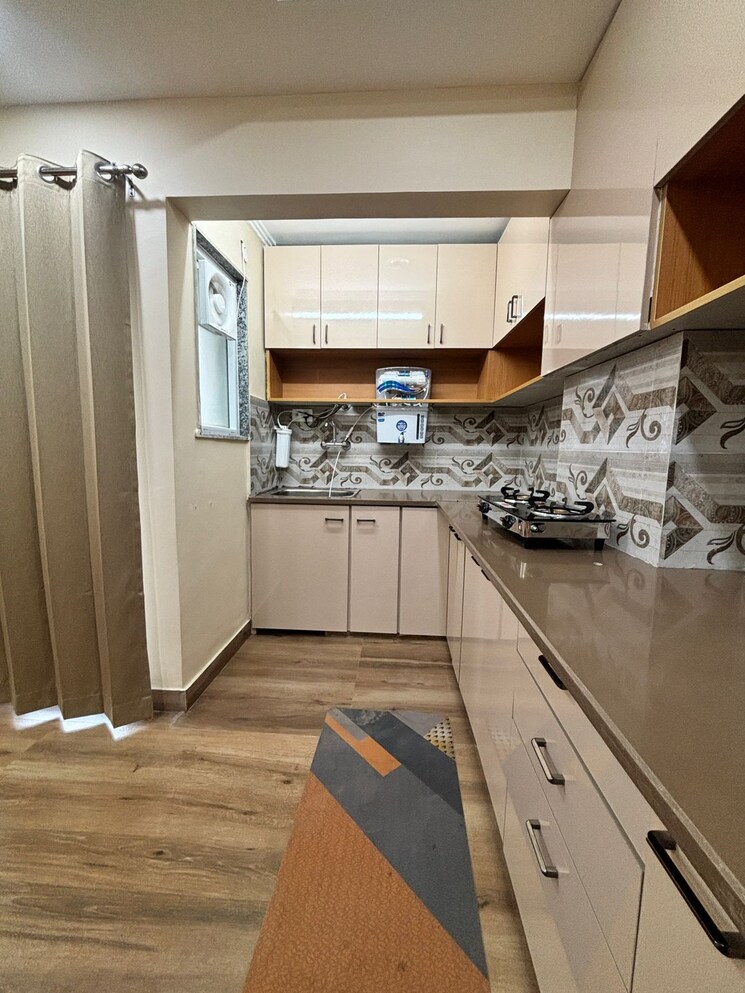 Kitchen, sector 42 1 Bedroom 1240 Sq.Ft. Builder Floor In Sector 42 Gurgaon 8983389