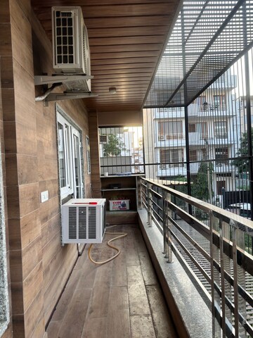 Balcony in 1 BHK Builder Floor at Sector 42 – for Rent