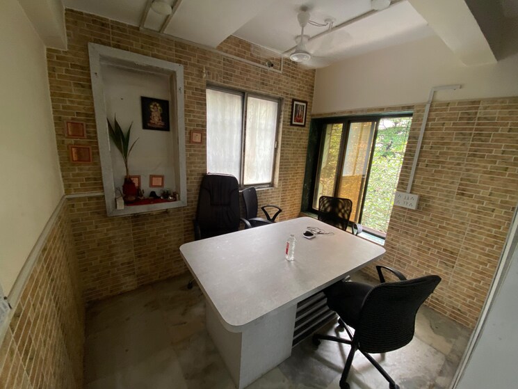 Team Area, ratnamani-apartment Commercial Office Space 700 Sq.Ft. In Naupada Thane 8983399