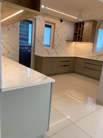 Team Area in 3 BHK Apartment at Marina Skies, Hi Tech City – for Rent