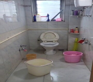 Bathroom in 1 BHK Apartment at Dadar East – for Rent