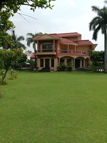 5 BHK Villa – Exterior View View at Palm Residency Chhatarpur, Chattarpur - for Rent