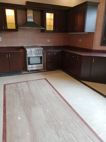 Kitchen in 5 BHK Villa at Palm Residency Chhatarpur, Chattarpur – for Rent