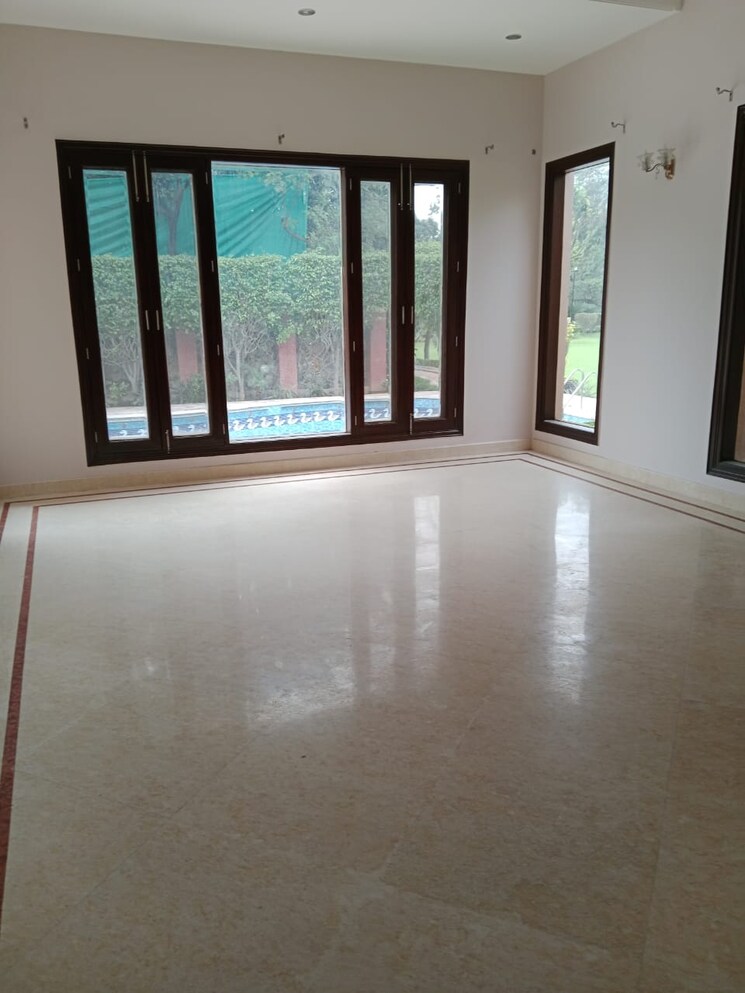 Room, palm-residency-chhatarpur 5 Bedroom 41000 Sq.Ft. Villa In Chattarpur Delhi 8983409