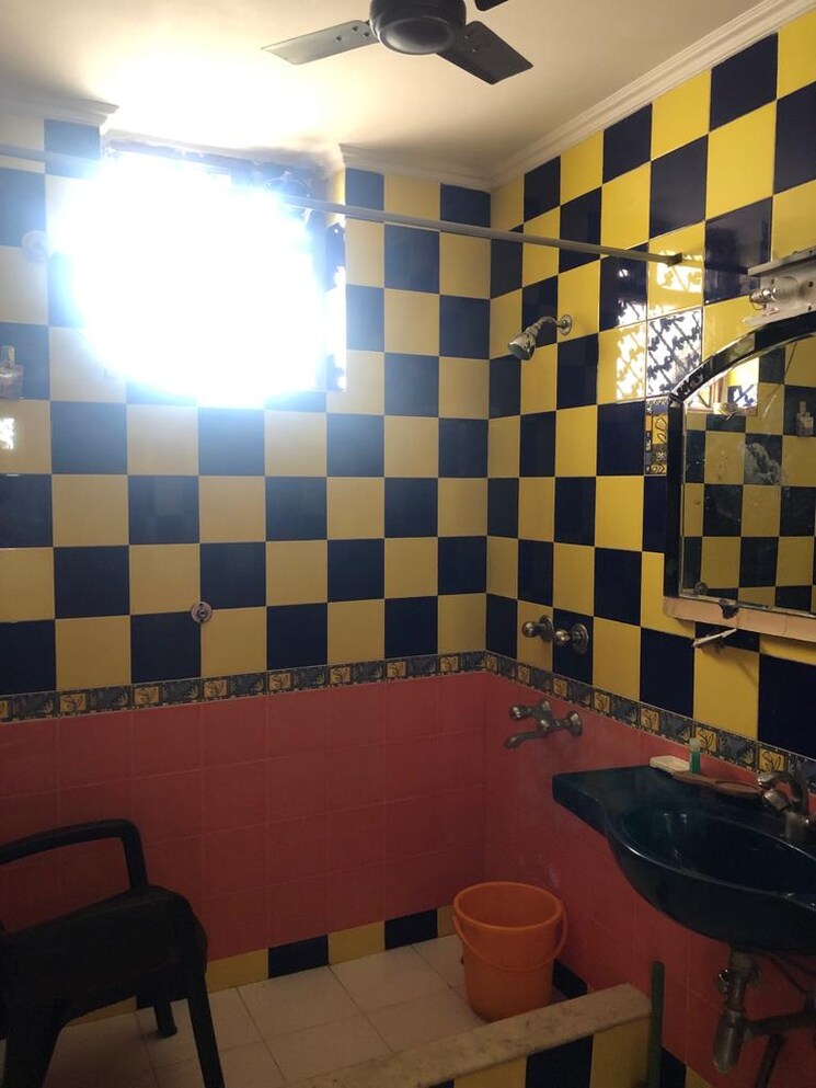 Team Area, south city 1 3 Bedroom 2000 Sq.Ft. Builder Floor In South City 1 Gurgaon 8983432