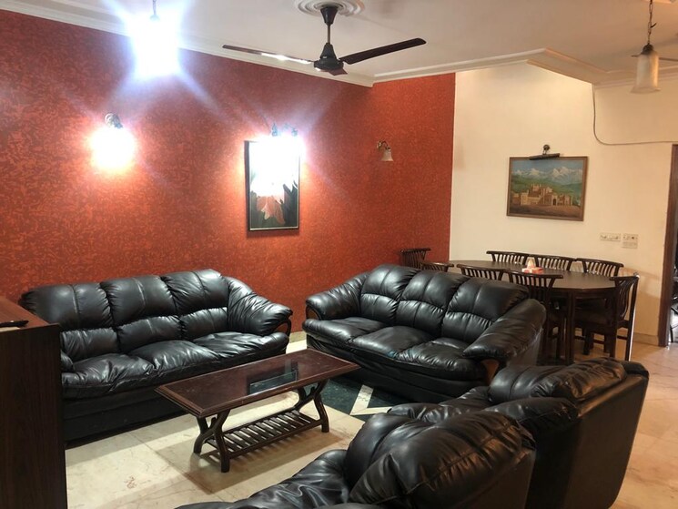 Gym, south city 1 3 Bedroom 2000 Sq.Ft. Builder Floor In South City 1 Gurgaon 8983432