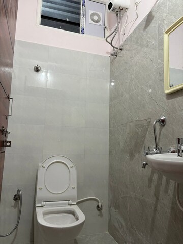Bathroom in 1 BHK Builder Floor at Ameerpet – for Rent