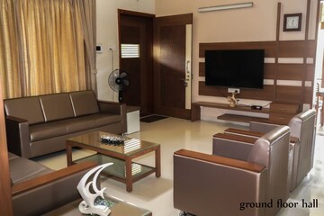 Living Room in 3 BHK Apartment at Sayli Complex Prabhat Road, Prabhat Road – for Rent