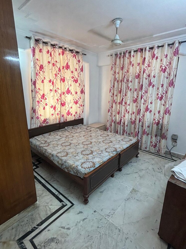Bedroom, dlf phase ii 3 Bedroom 2500 Sq.Ft. Builder Floor In Dlf Phase ii Gurgaon 8983487