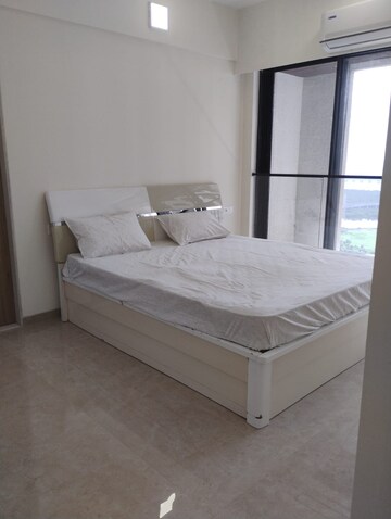 Bedroom in 3 BHK Apartment at Dosti Eastern Bay, Wadala – for Rent