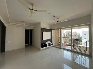 Room in 2 BHK Apartment at Nyati Elysia, Kharadi – for Rent