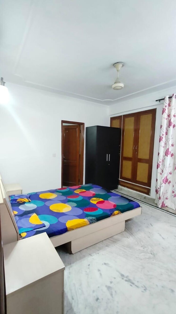 Bedroom, dlf phase ii 3 Bedroom 2500 Sq.Ft. Builder Floor In Dlf Phase ii Gurgaon 8983561
