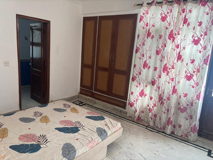 Bedroom, dlf phase ii 3 Bedroom 2500 Sq.Ft. Builder Floor In Dlf Phase ii Gurgaon 8983561