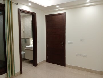 Bathroom in 3.5 BHK Apartment at Greater Kailash ii – for Rent