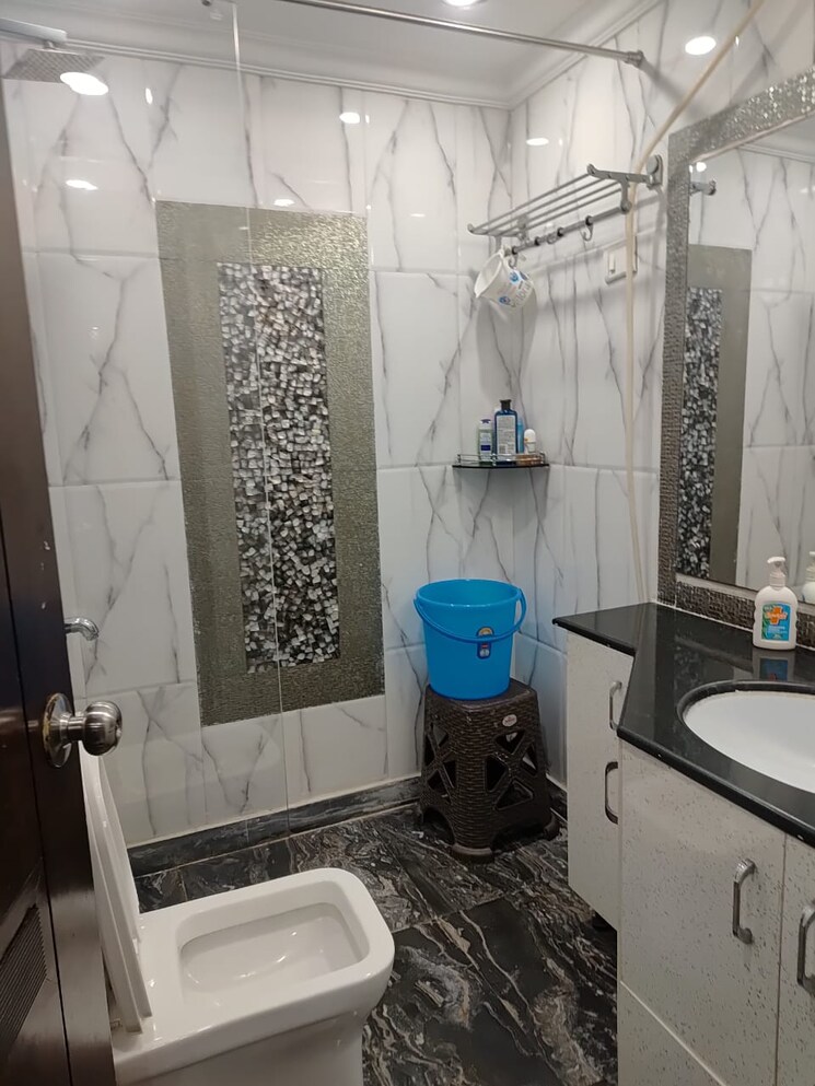 Bathroom, ansal-sushant-estate 3 Bedroom 1340 Sq.Ft. Apartment In Sector 52 Gurgaon 8983652