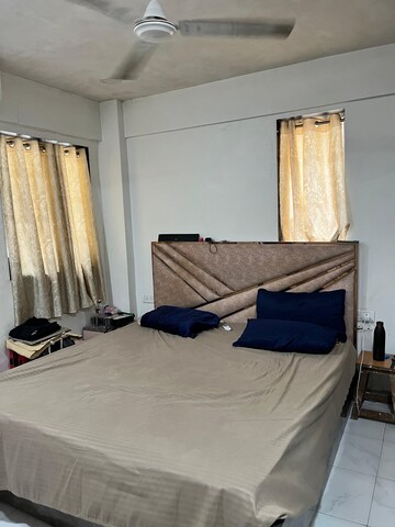 Bedroom in  Pg at Malad West – for Rent