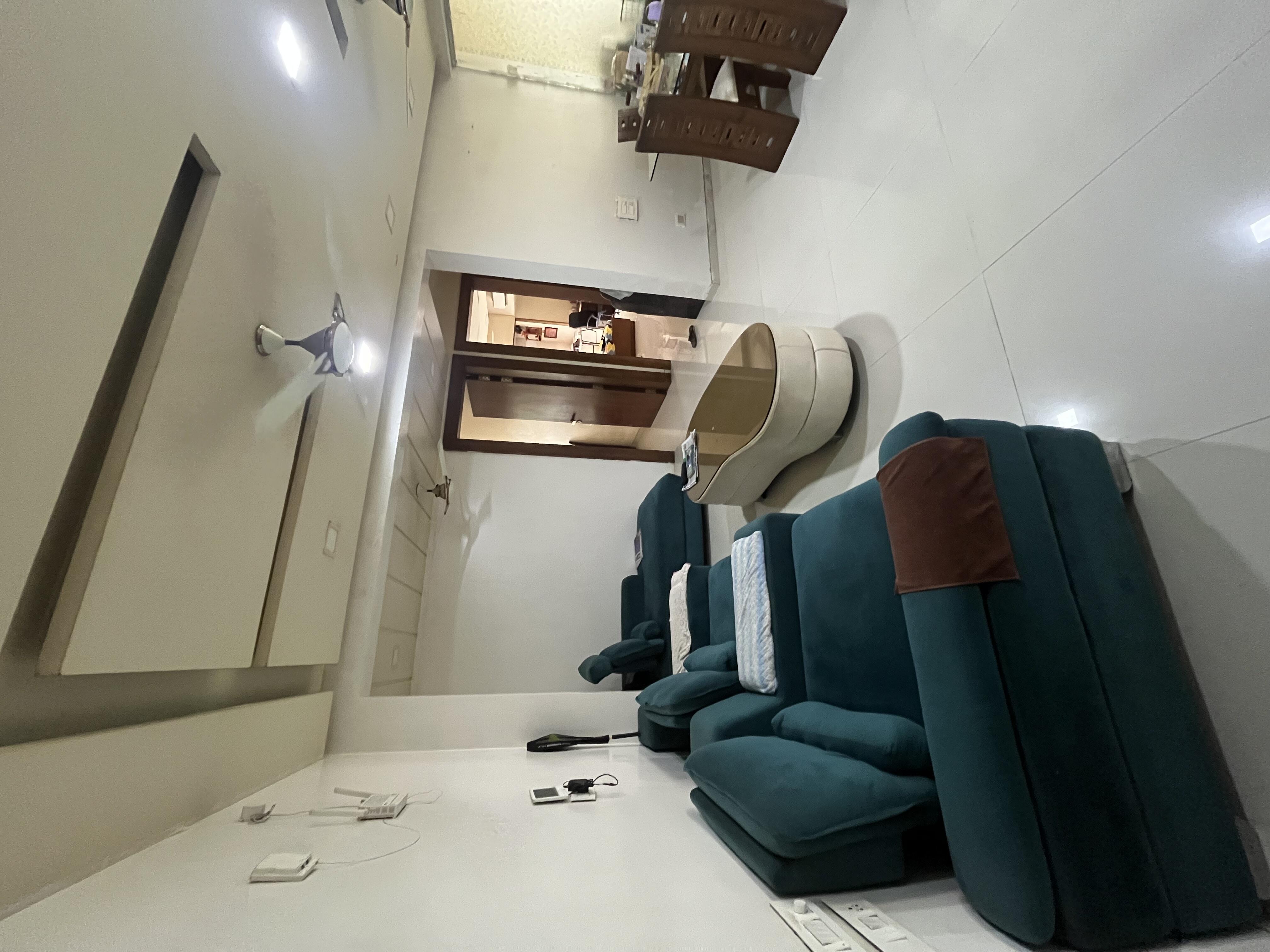 3 BHK + Extra Room 1600 Sq.Ft. Apartment in Landmark Garden