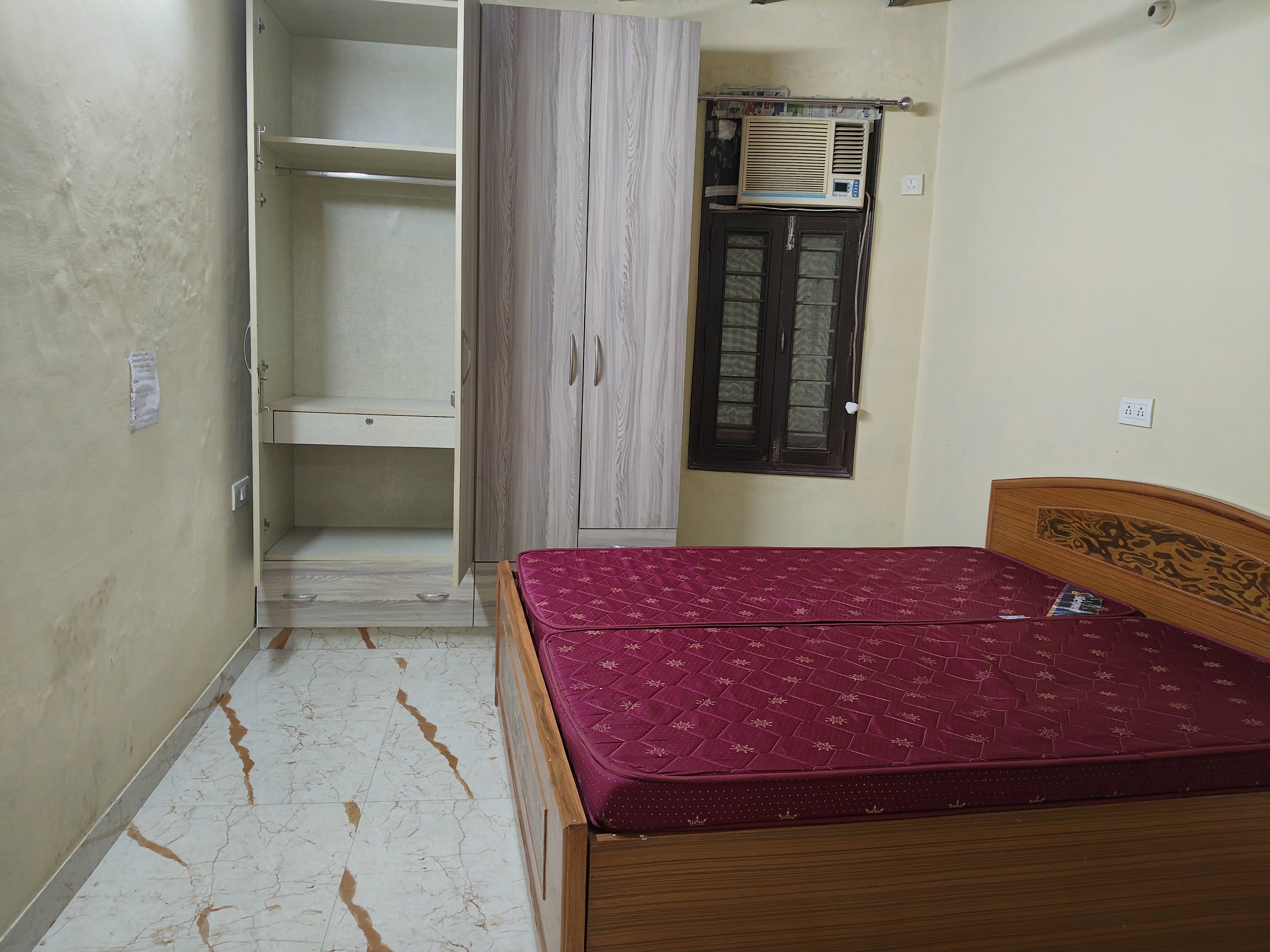1 BHK + Pooja Room Apartment For Rent in B Block Panchsheel Vihar 