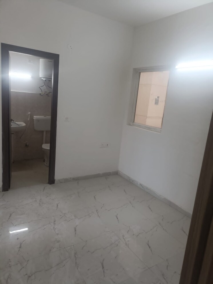 Room, pivotal-paradise 1 Bedroom 361 Sq.Ft. Apartment In Sector 62 Gurgaon 8983695