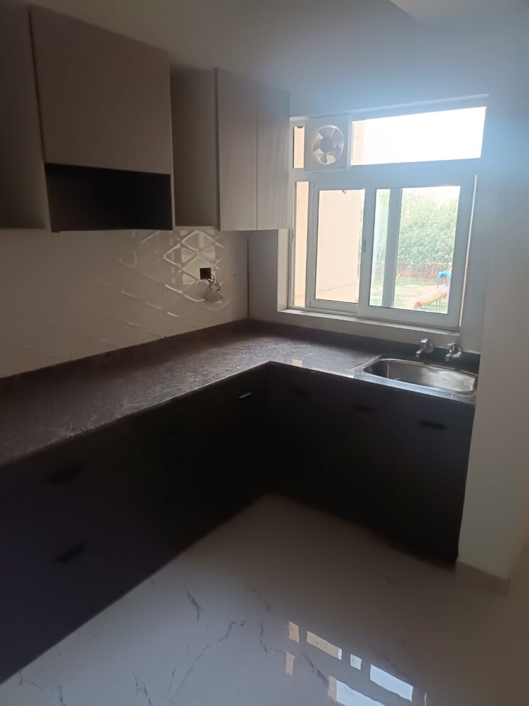 Kitchen, pivotal-paradise 1 Bedroom 361 Sq.Ft. Apartment In Sector 62 Gurgaon 8983695