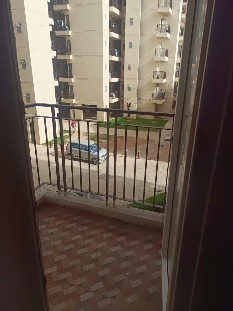 Balcony, pivotal-paradise 1 Bedroom 361 Sq.Ft. Apartment In Sector 62 Gurgaon 8983695