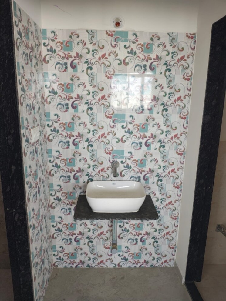 Bathroom, kathe galli corner 2 Bedroom 925 Sq.Ft. Apartment In Kathe Galli Corner Nashik 8983705