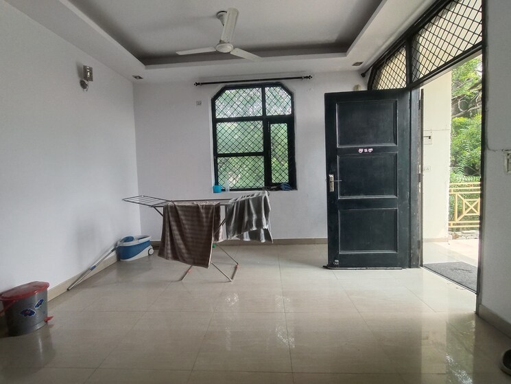 Room, boutique-residential-apartments-c-220 2 Bedroom 107 Sq.Yd. Apartment In Malviya Nagar Delhi 8983713