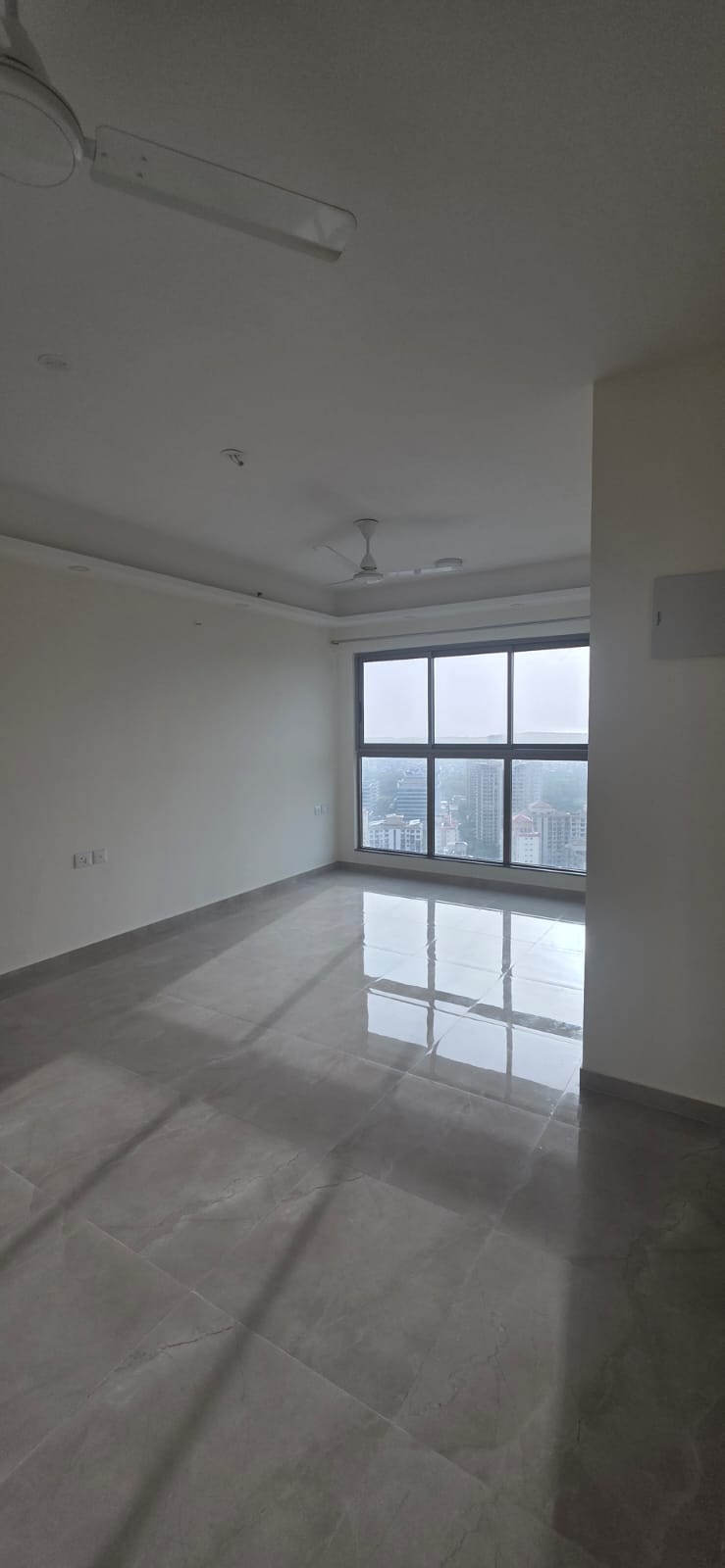 2 BHK + Pooja Room,Extra Room Apartment For Rent in Sheth Irene