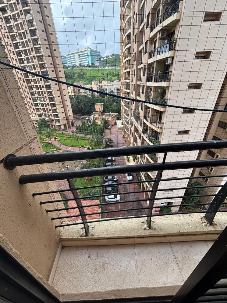 Balcony, k-raheja-heights 2 Bedroom 1165 Sq.Ft. Apartment In Malad East Mumbai 8983748