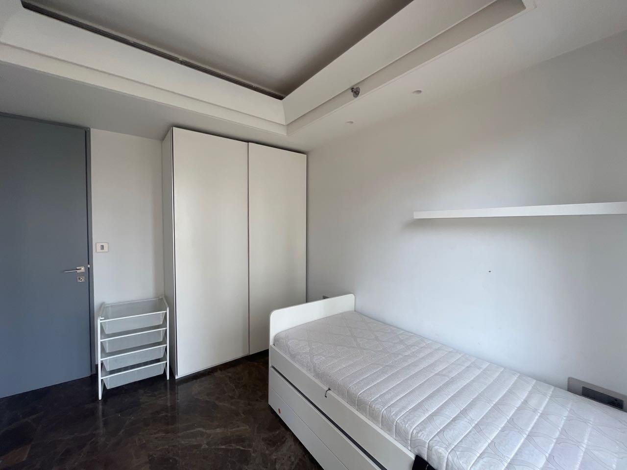 4 BHK + Servant Room 1670 Sq.Ft. Apartment in Lodha Trump Tower