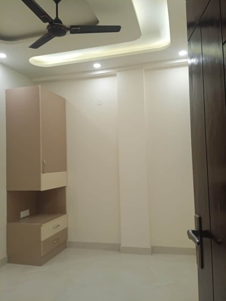 Room, igi airport area 4 Bedroom 1700 Sq.Ft. Apartment In Igi Airport Area Delhi 8983826