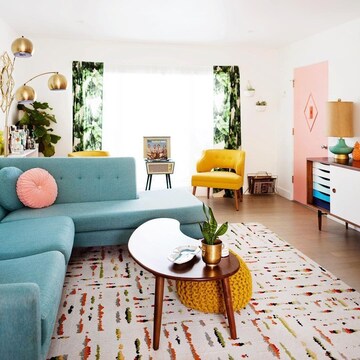 Living Room in 3 BHK Apartment at Mani Ram Road  – for Rent