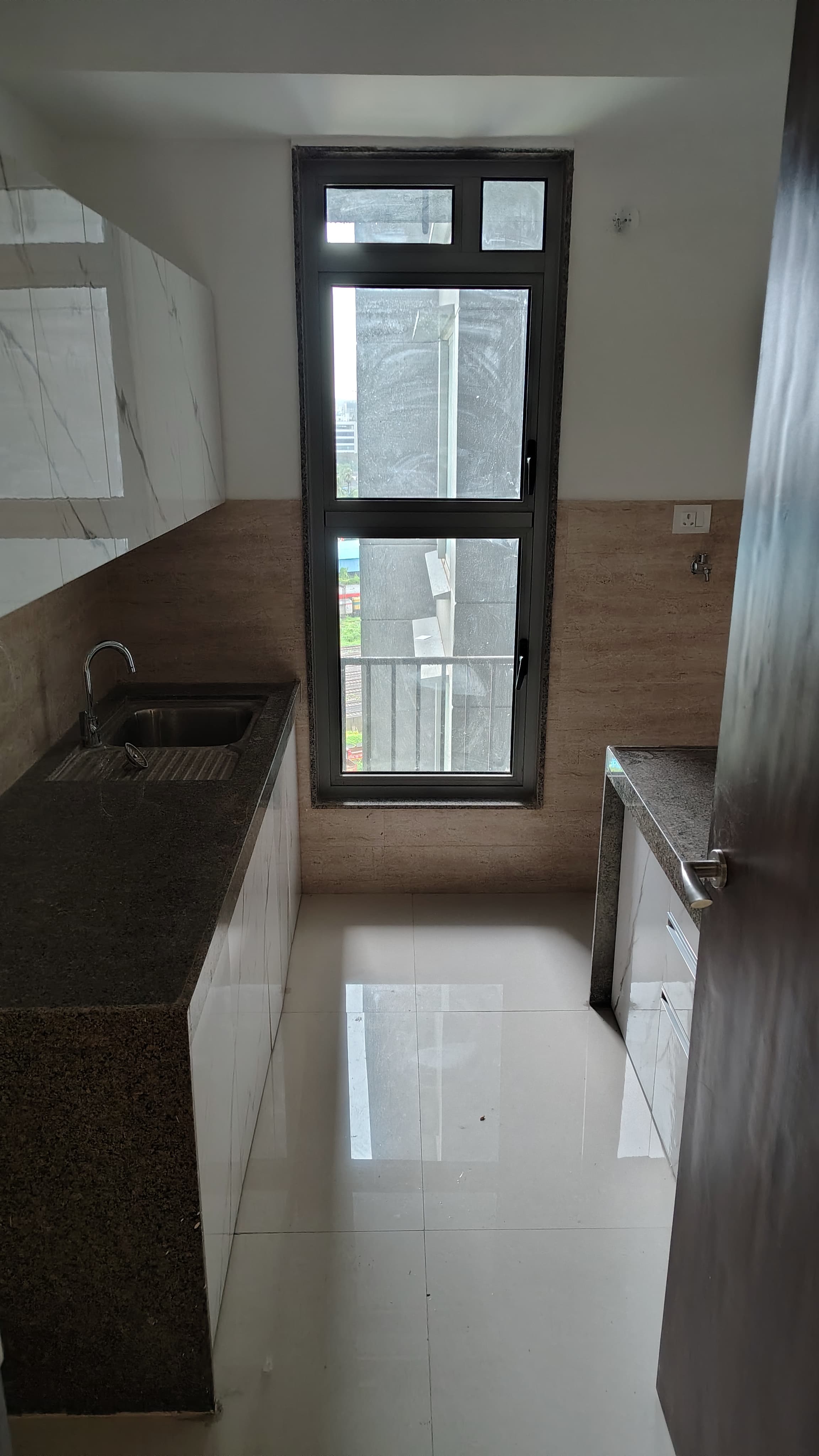 2 BHK Apartment For Rent in Sunteck City Avenue 4