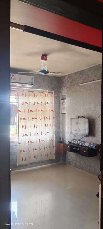 Bathroom in 2 BHK Apartment at Dosti Acres Aster, Wadala East – for Sale