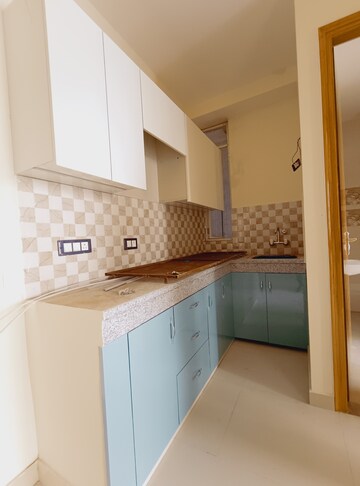 Kitchen in 2 BHK Builder Floor at M2K Aura, Sector 47 – for Rent