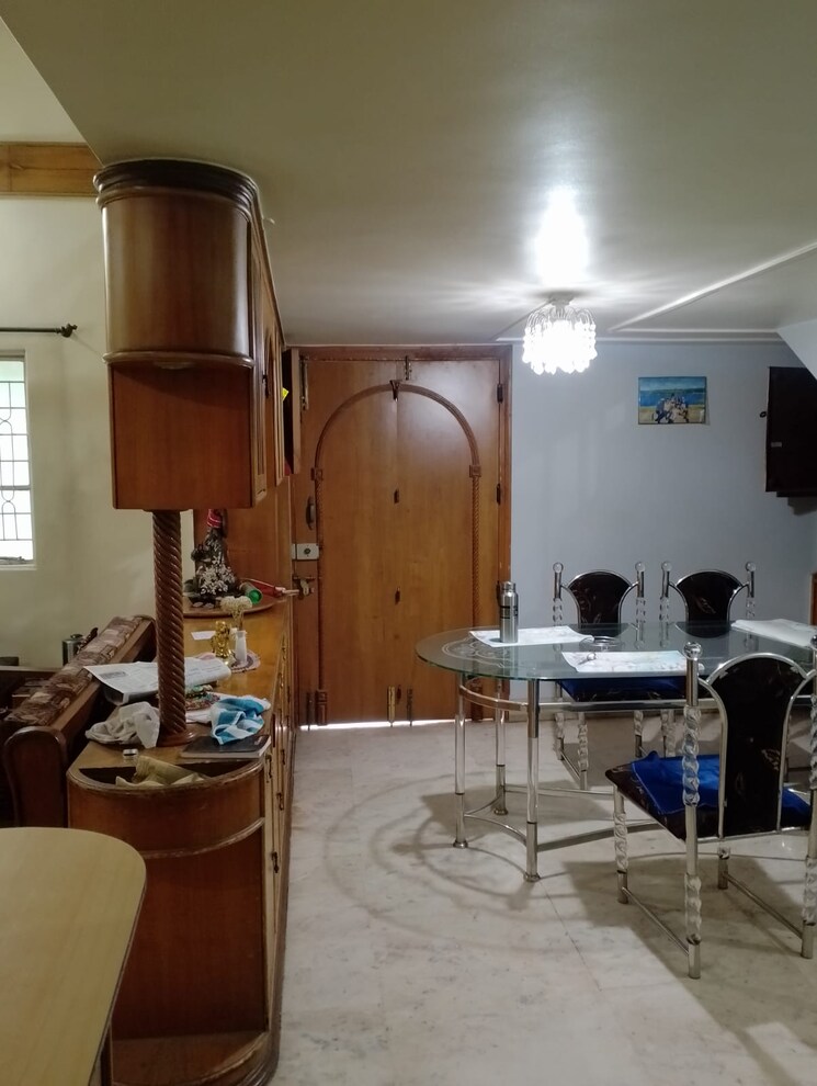 Living Room, silver-dale 4 Bedroom 3000 Sq.Ft. Independent House In Bt Kawade Road Pune 8983910