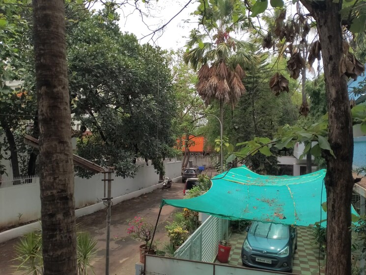 Balcony, silver-dale 4 Bedroom 3000 Sq.Ft. Independent House In Bt Kawade Road Pune 8983910