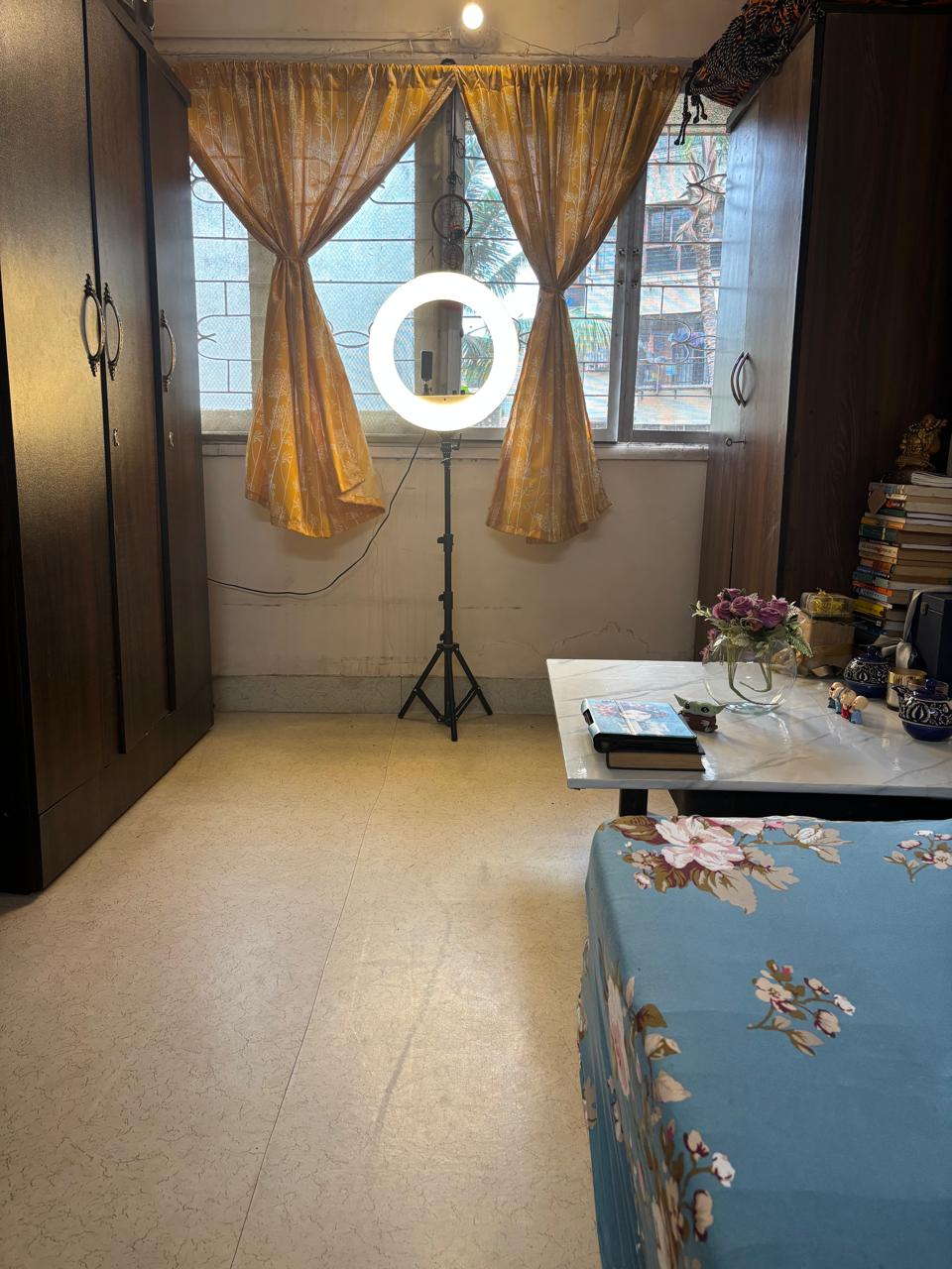 Pg For Rent in Navratan Building 