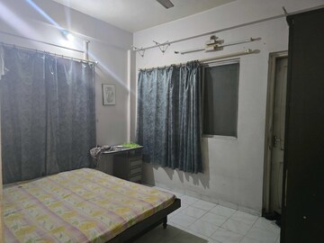 Bedroom in 2 BHK Apartment at Kalyani Nagar – for Rent