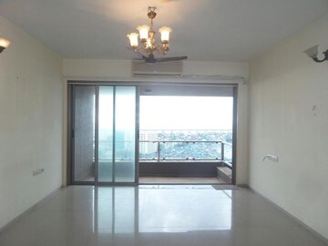 Room in 4 BHK Apartment at Siddhivinayak Horizon, Prabhadevi – for Sale
