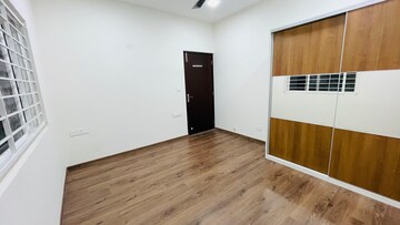 Room in 2.5 BHK Apartment at Bollineni Bion, Kothaguda – for Rent