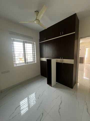 Room in 2 BHK Apartment at Ramamurthy Nagar – for Rent