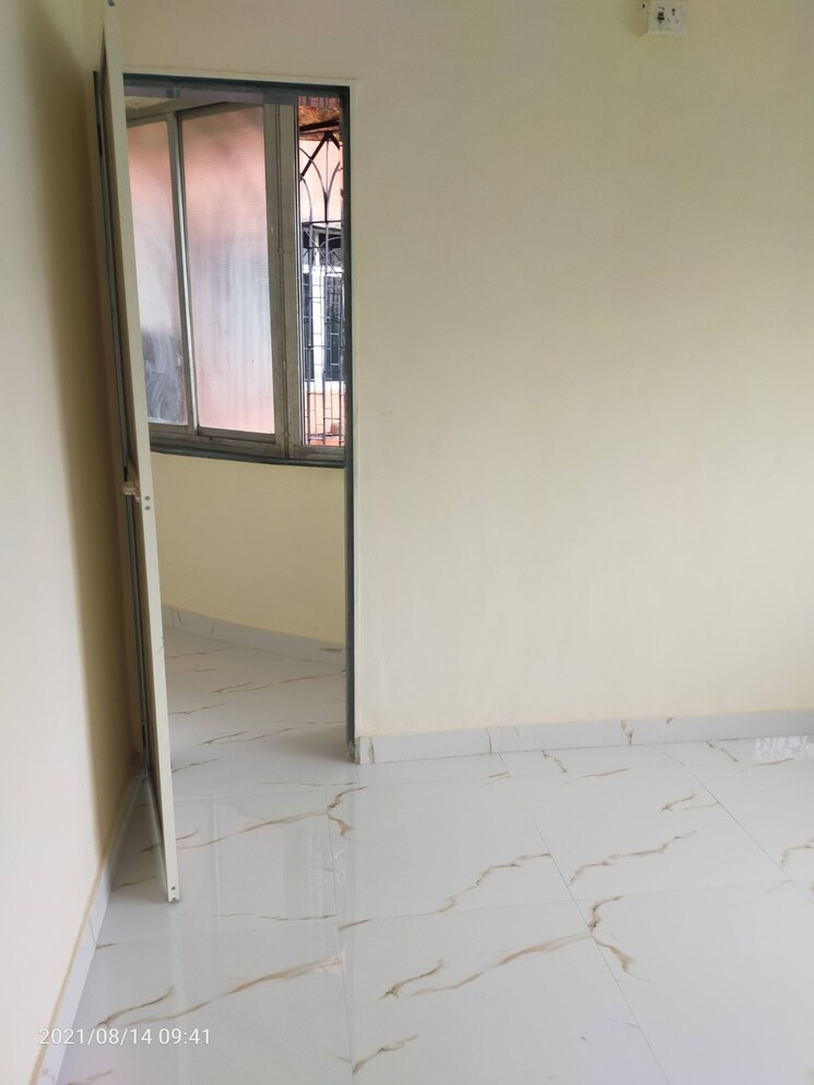 Room, brightland-phase-1-chs 2 Bedroom 650 Sq.Ft. Apartment In Balkum Pada Thane 8984084