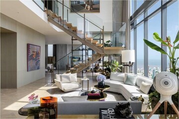 Team Area in 4 BHK Apartment at Lodha Supremus Worli, Worli – for Sale